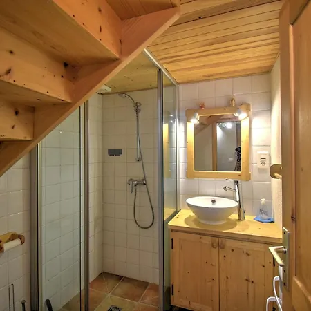 Cosy Proche Du Centre De Avec Parking - Fr-1-524-131 Chalet Morzine