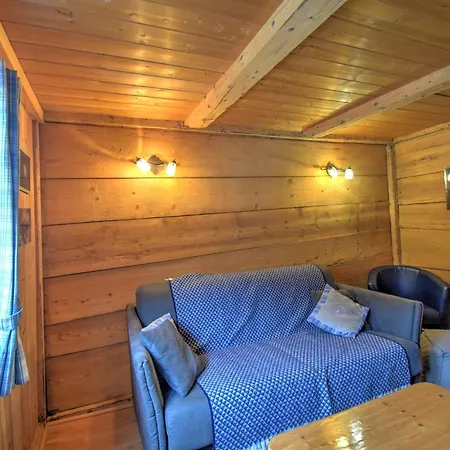 Chalet Cosy Proche Du Centre De Avec Parking - Fr-1-524-131